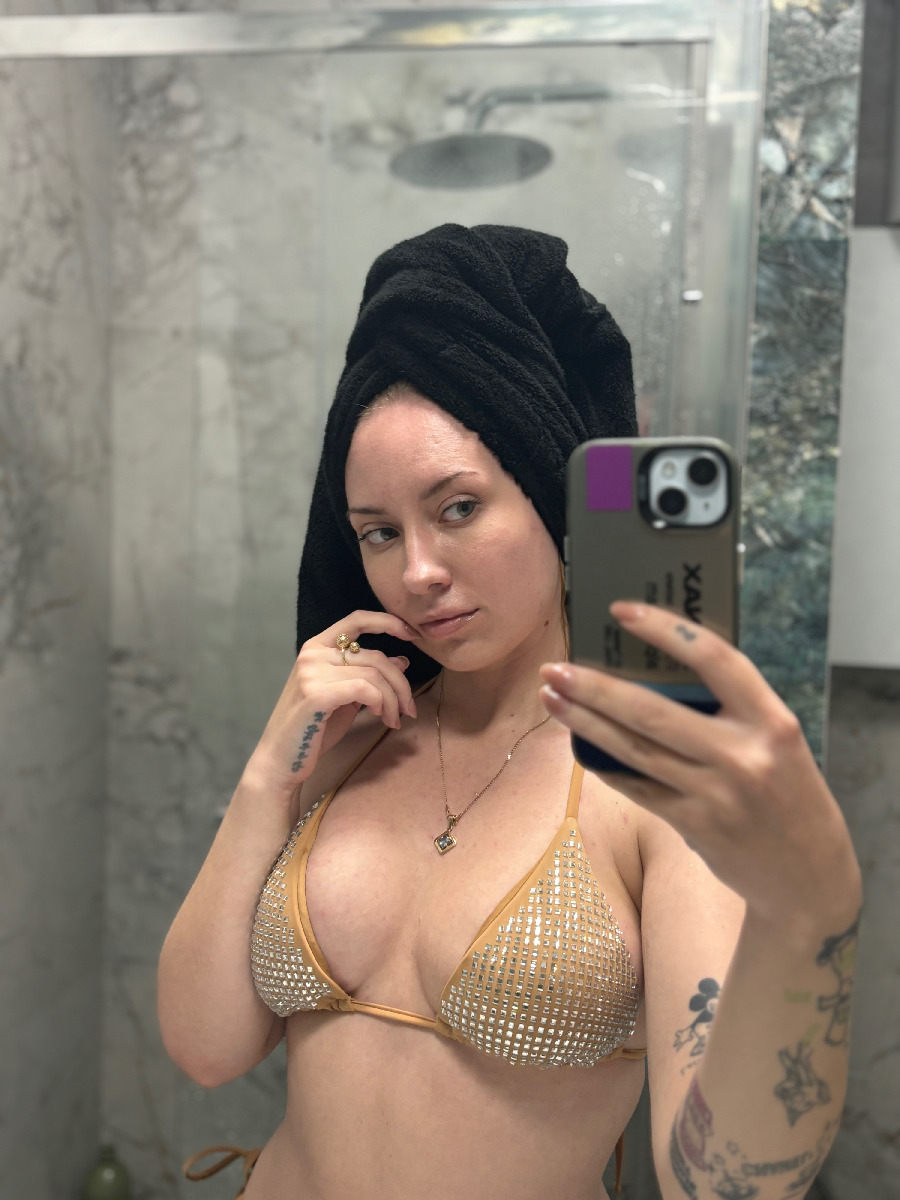 Nude girl KateV in Maputo